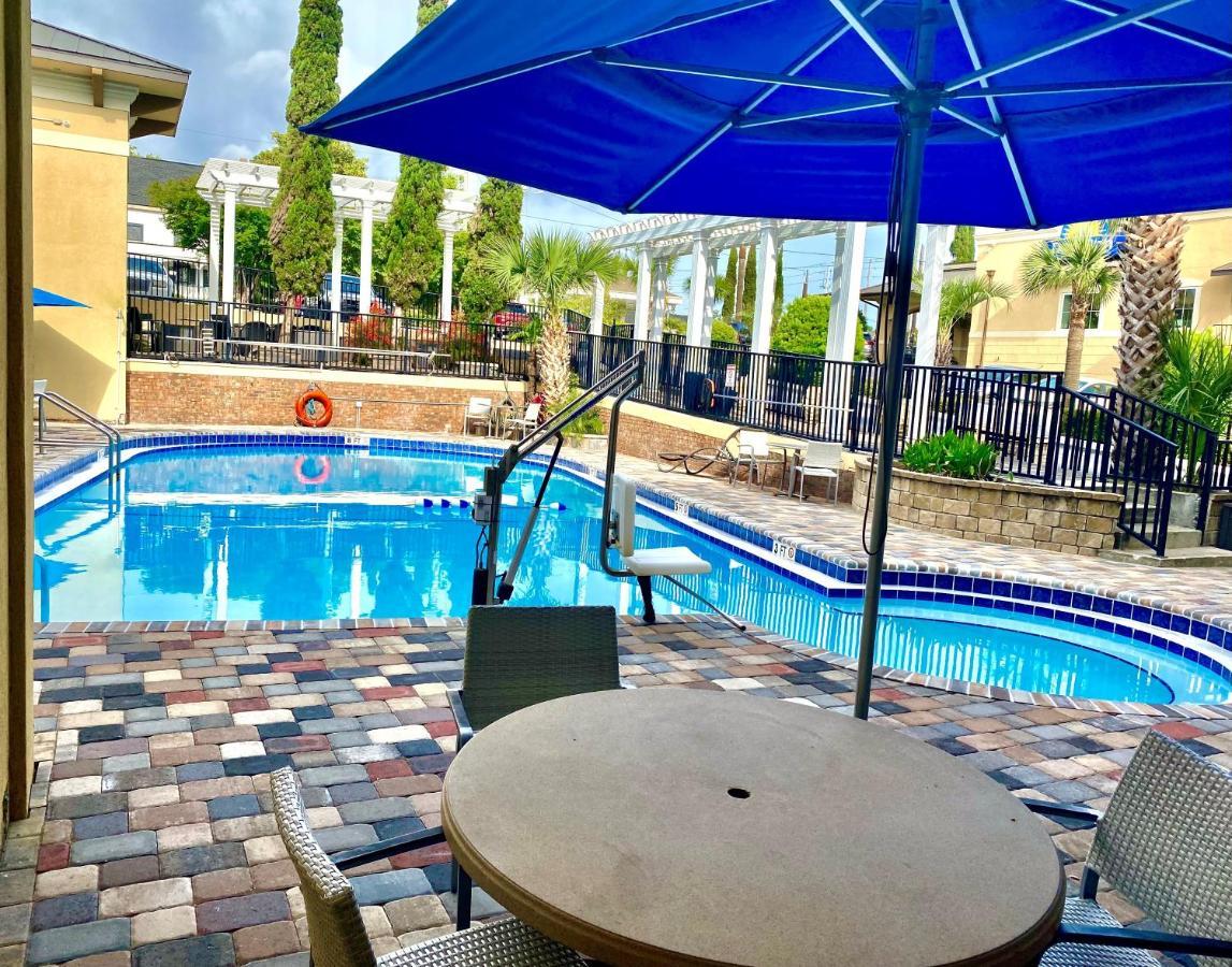 Hotel Days By Wyndham - Historic Downtown Pensacola