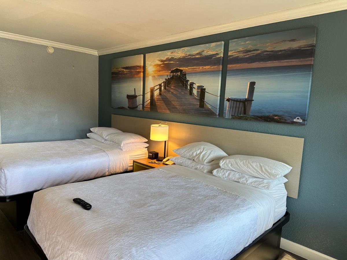 Days By Wyndham - Historic Downtown Hotel 2*