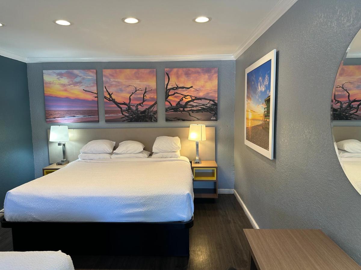 Days By Wyndham - Historic Downtown Pensacola
