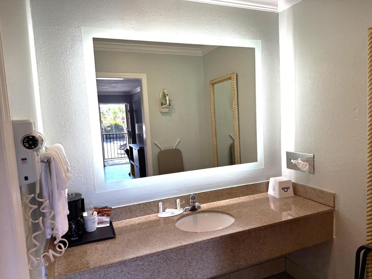 Hotel Days By Wyndham - Historic Downtown 2*